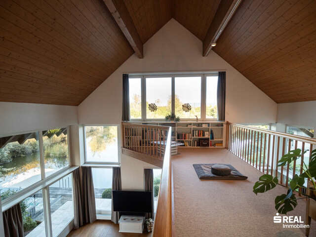 Exklusives Anwesen mit eigenem Weiher – Einmalige Villa in absoluter Ruhelage