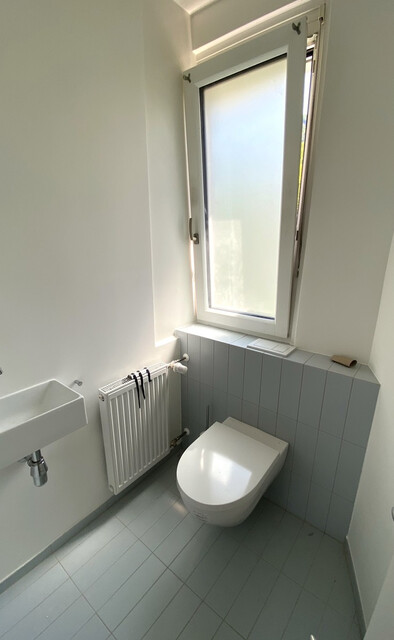 Stilvolle 3,5-Zimmerwohnung mit Seeblick – Neuwertig nach Komplettsanierung