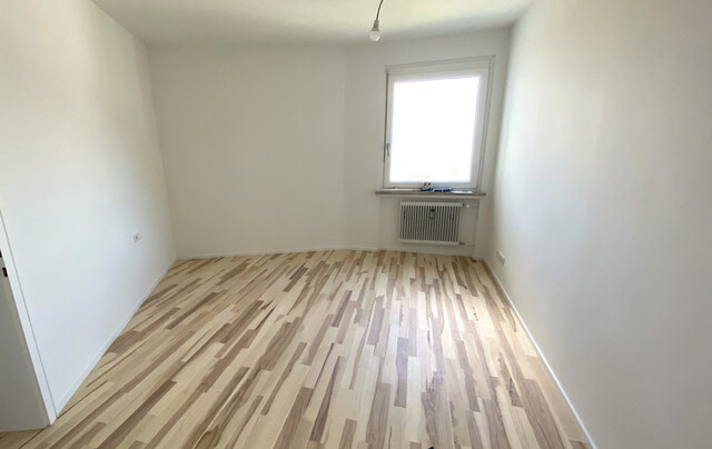 Stilvolle 3,5-Zimmerwohnung mit Seeblick – Neuwertig nach Komplettsanierung