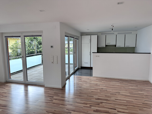 Tolle 3-Zi-Wohnung in 4-Parteien-Haus in Gisingen