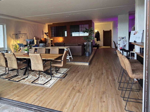 Gewerbefläche / Loft mit Sauna und Seeblick