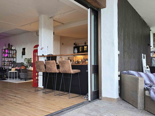 Gewerbefläche / Loft mit Sauna und Seeblick