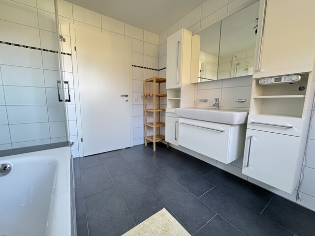 Gut ausgestattete 3-Zimmerwohnung mit großer Terrasse und herrlichem Ausblick in Feldkirch