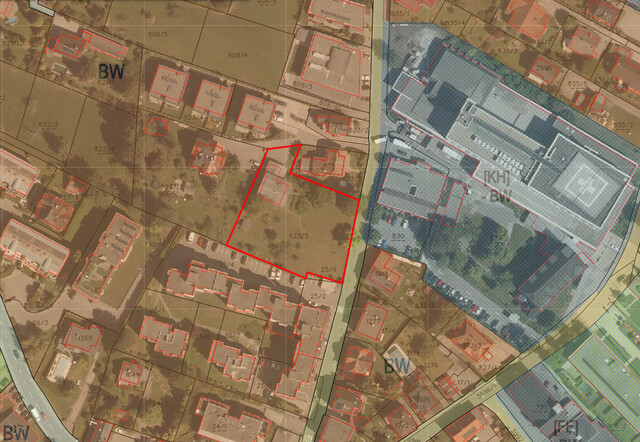 Großzügiges Baugrundstück in zentraler Lage mit vielfältigem Potenzial!