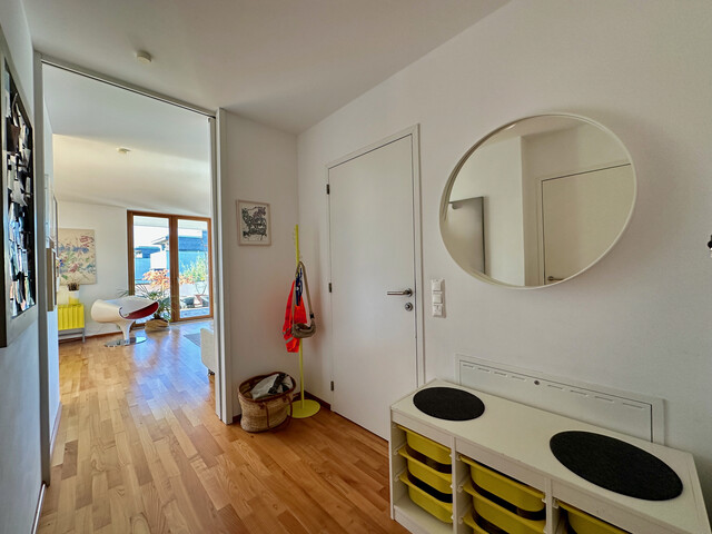 Großzügige Wohunug mit Terrasse in traumhafter Lage nahe Pfänder und See