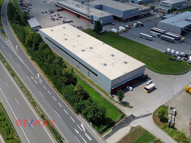 Lagerhalle in bester Lage mit direkter Anbindung an die A14