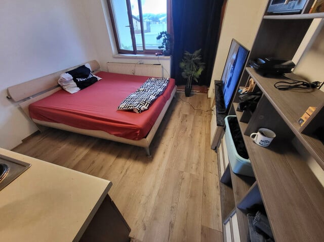 1 Zimmer- Wohnung  |  Anleger  |  Balkon