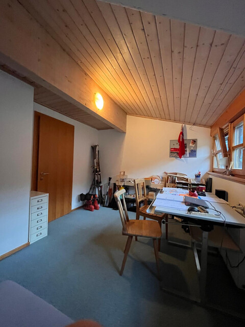 Geräumige 3-Zimmer-Dachgeschosswohnung zu vermieten