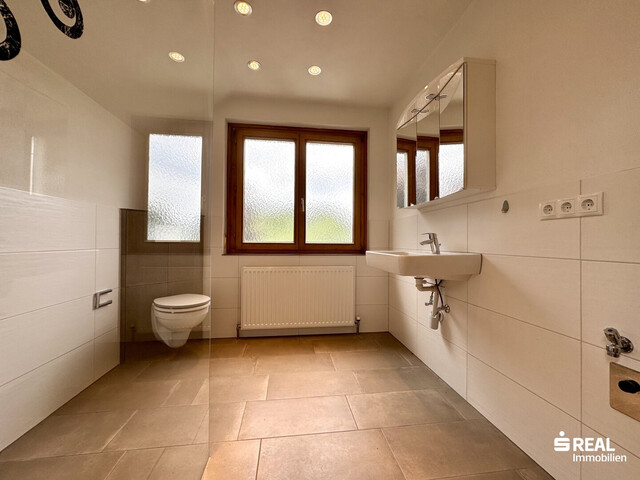 Tolle 3-Zimmer-Maisonettewohnung mit Balkon & Tiefgarage