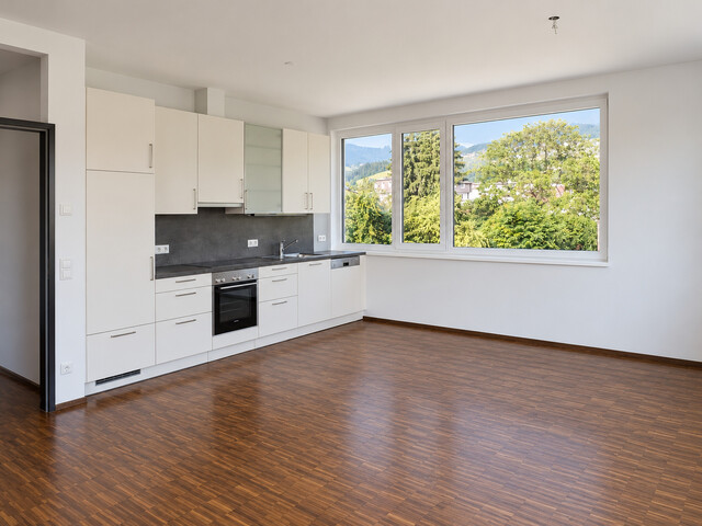 Sehr helle, großzügige 4-Zimmer Wohnung – nur vier Wohneinheiten im Herzen von Rankweil