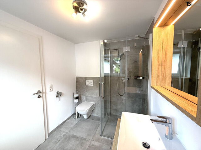 Tschagguns: 5-Zimmer-Maisonette-Wohnung ca. 141 m2 Wohnfläche mit Terrasse ca. 16 m2 und Balkon ca. 4,5 m2