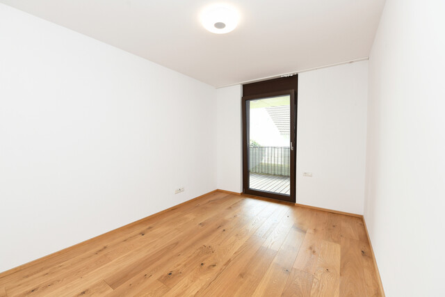 Neuwertige 3 Zimmer Wohnung mit großer Terrasse in Meiningen