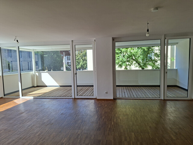 Schöne 3-Zimmer-Wohnung im Zentrum, mit großem Balkon, inkl. TG-Platz