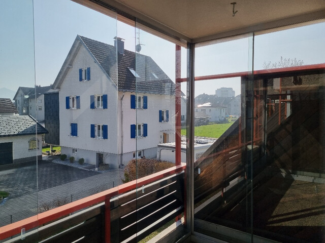 3-ZIMMERWOHNUNG MIT ZWEI BALKONEN UND TIEFGARAGE IN RUHIGER LAGE VON BREGENZ