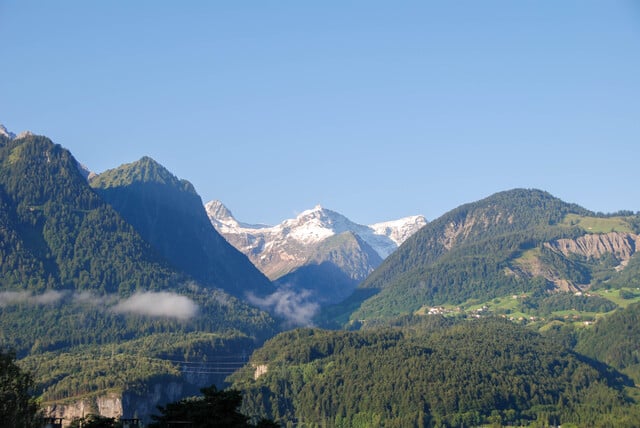 Schöne, große, Wohnung mit traumhafter Aussicht - provisionsfrei