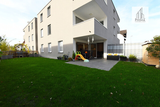 Moderne 3-Zimmer-Wohnung mit großem Garten und Terrasse