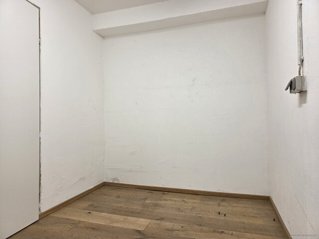 Vielseitige Werkstatthalle mit großzügigen Lagerflächen in Sulz zu vermieten