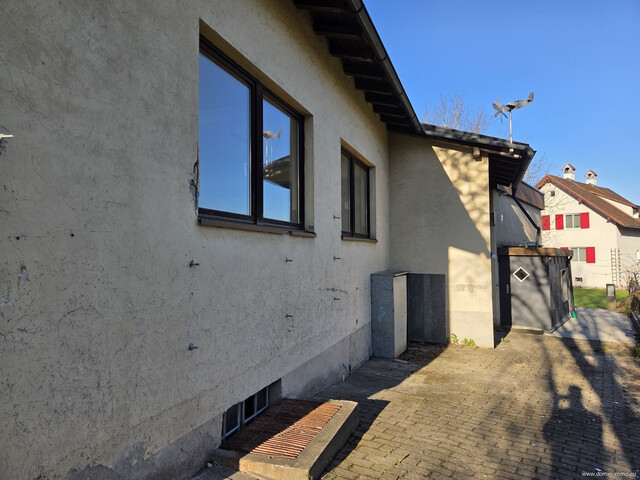 Vielseitige Werkstatthalle mit großzügigen Lagerflächen in Sulz zu vermieten