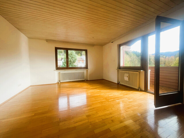 Für Naturliebhaber - ruhige 2,5 Zimmerwohnung mit wunderschöner Aussicht