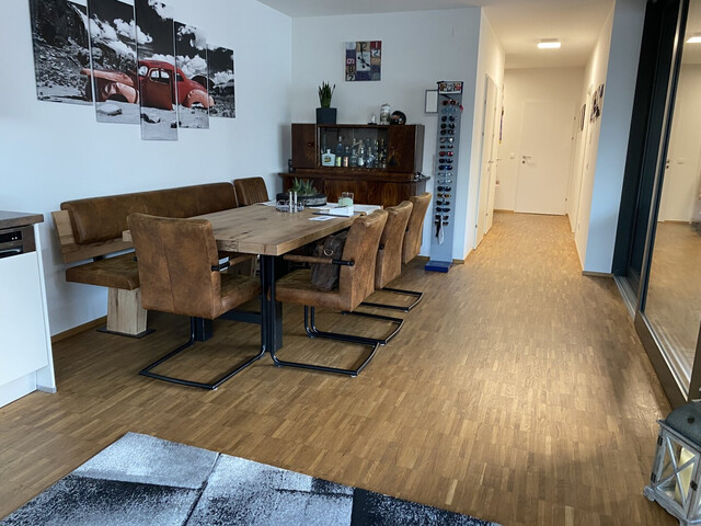 Attraktive, helle 3-Zimmer-Wohnung mit 2 Loggien direkt Am Garnmarkt