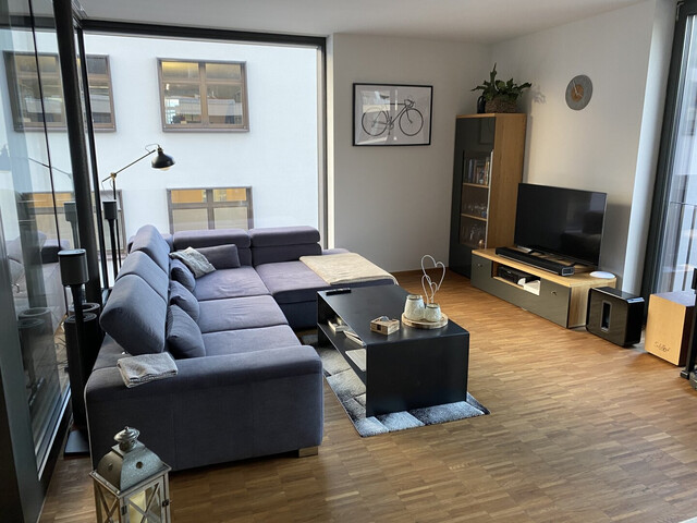 Attraktive, helle 3-Zimmer-Wohnung mit 2 Loggien direkt Am Garnmarkt