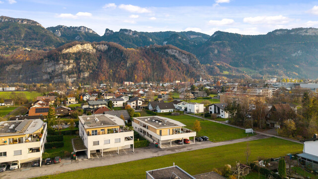 Hohenems: moderne Dachgeschosswohnung mit über 100m² Wohnfläche und ca. 90m² Terasse!