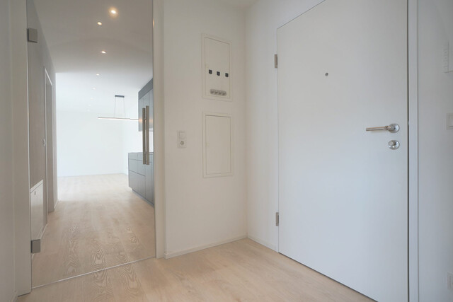 Neuwertige 2-Zimmer-Wohnung mit  großem Garten und Terrasse 