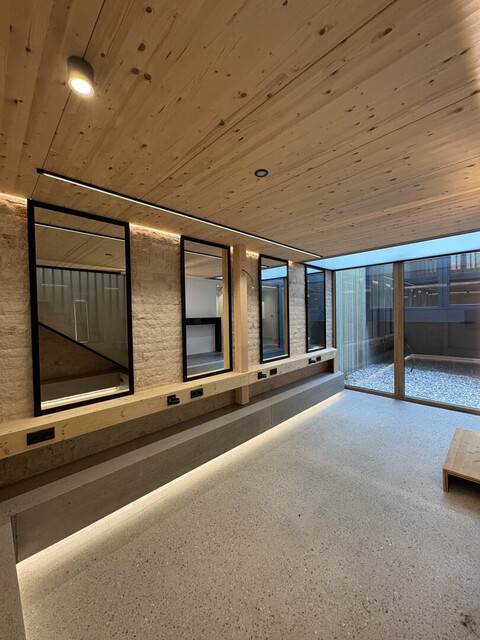 Exklusive 7-Zimmer-Gartenwohnung mit Pool & vielen Extras