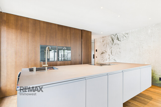 Penthouse Prestige: Das einzige Wohnrefugium auf der obersten Ebene