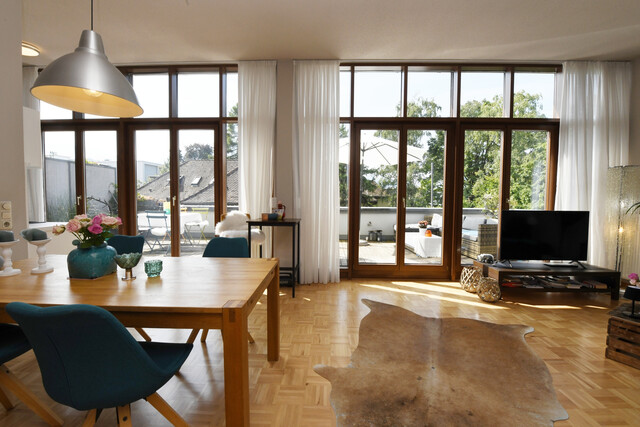 Zentral gelegene 2-Zimmer Dachgeschosswohnung