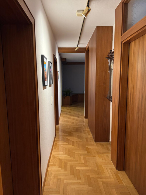 Tolle Wohnung mit Tiefgarage und Balkon in der Arlbergstraße - 6 m² Balkon, 1,00 m² Abstellraum, 11 m² Keller, 5,00 m² Fahrradabstellraum