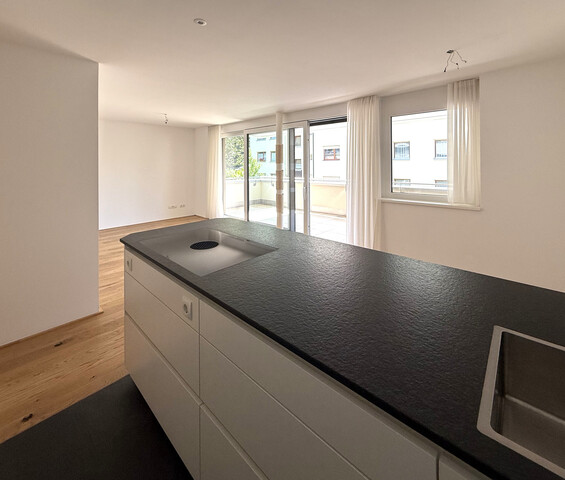 Neuwertige 4-Zimmerwohnung