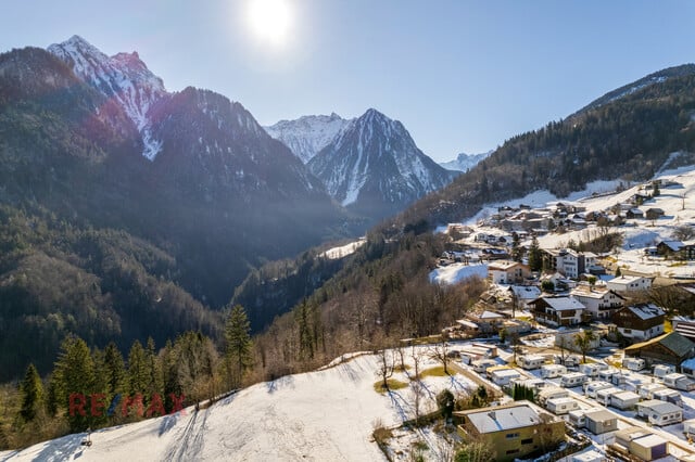 Wohnen wo andere Urlaub machen - Grundstück in Bürserberg