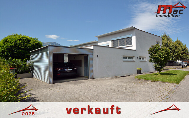 Geräumiges Architektenhaus in sonniger Ruhelage