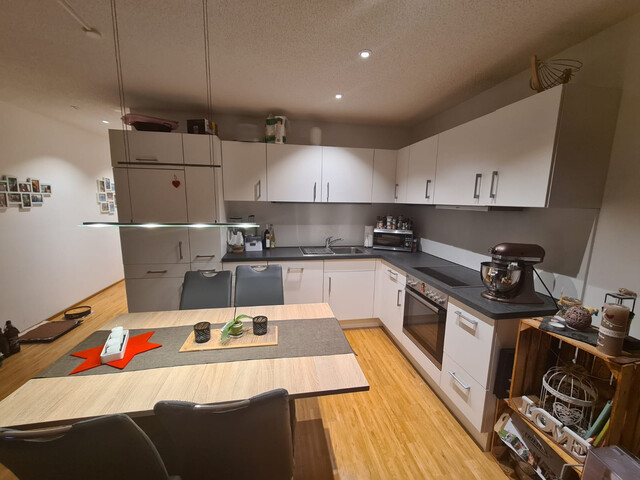 Gemütliche 2 Zimmer Terrassenwohnung mit schöner Aussicht, ideal für Grenzgänger