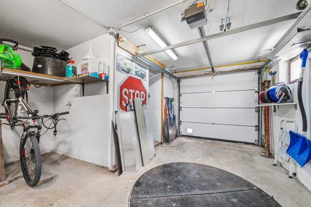 Großzügige Doppelhaushälfte mit Garten, Dachterrasse & flexibler Nutzung in Feldkirch