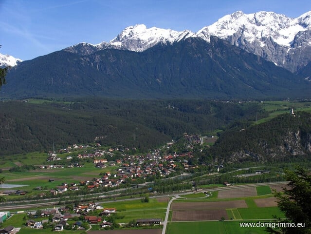 Exklusive Villa an der Tiroler Sonnenseite in der Ortschaft Mötz gegenüber vom Ort Stams!