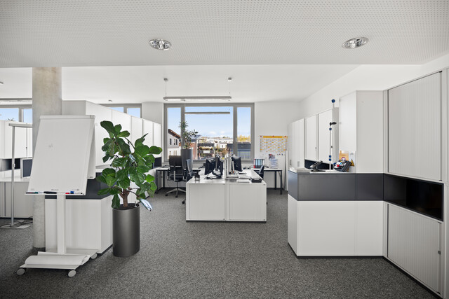 Ravensburg (DE) - Bürofläche im 1. OG mit ca. 500 m²                 