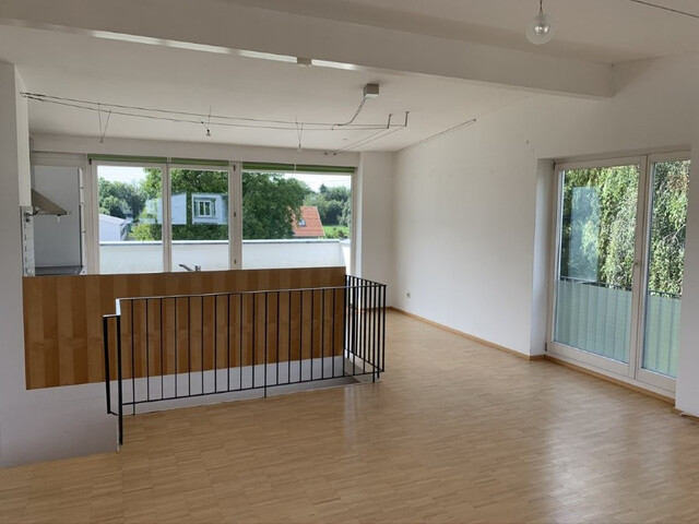 Schöne sonnige 2-geschoßige 3-Zimmer Wohnung in Wolfurt zu vermieten