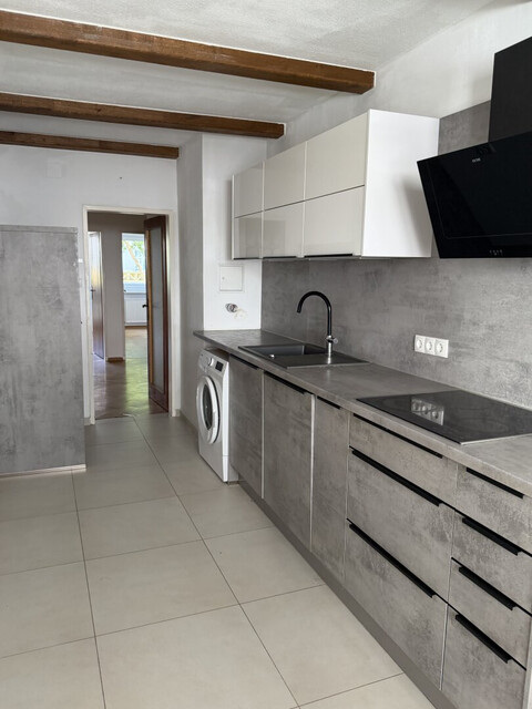 Moderne 4-Zimmer-Wohnung mit Loggia und Einbauküche in 1160 Wien, 97m², 1.995€ Miete