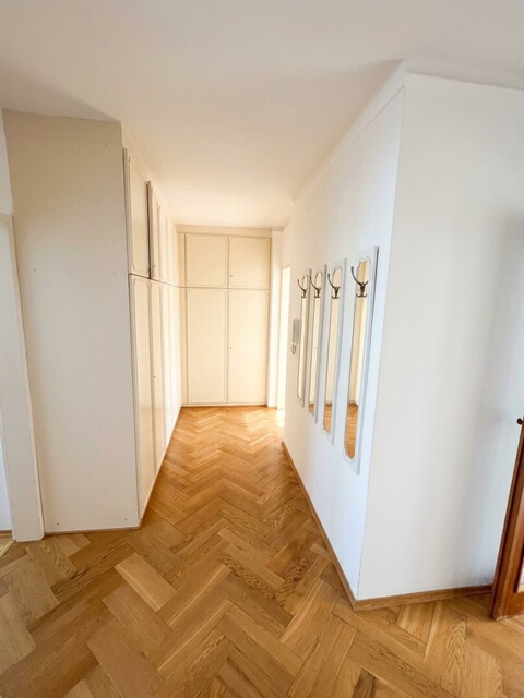 Moderne 4-Zimmer-Wohnung mit Loggia und Einbauküche in 1160 Wien, 97m², 1.995€ Miete