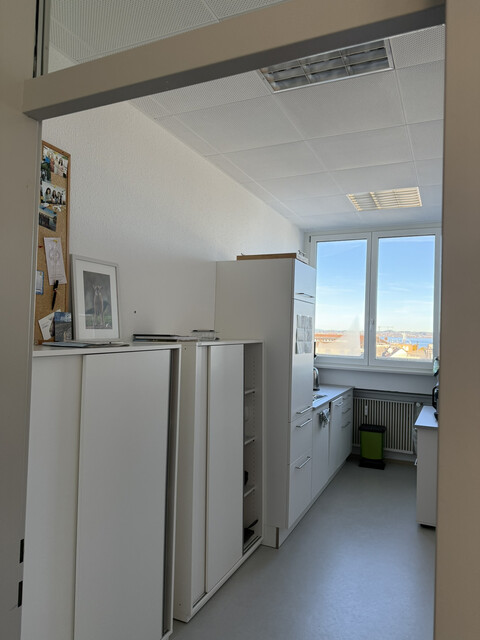 Im Kaufhaus GWL in Bregenz zu vermieten: Büro / Ordination  in Top-Lage mit Potential