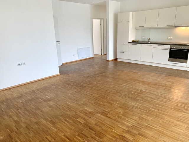Viel Platz und Sonne!  3 Zimmer Wohnung mit großer Terrasse in Tosters , GRENZNAH!!!