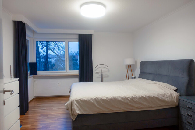 4,5-Zimmer-DG-Wohnung (133 m²) mit Weitblick, 2 Bäder, 2 Parkplätze – Dornbirn Zentrum