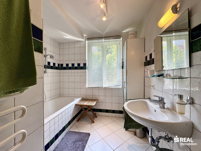 Charmantes Mehrfamilienhaus mit zwei Wohnungen in Bregenz