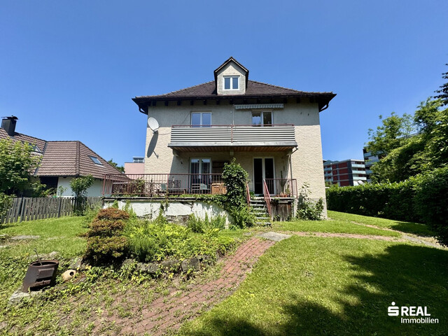 Charmantes Mehrfamilienhaus mit zwei Wohnungen in Bregenz