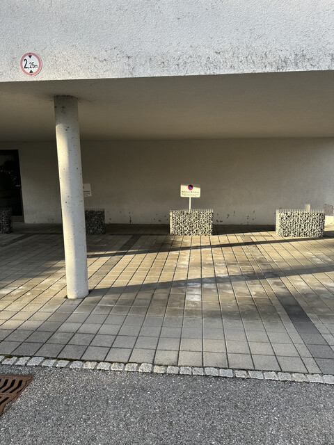 Tiefgaragenplätze, überdachte Stellplätze sowie Keller/Lagerräume in Hard am Bodensee zu verkaufen