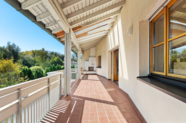 Kaminfeuer & Panoramablick: das Ried von der Terrasse aus genießen