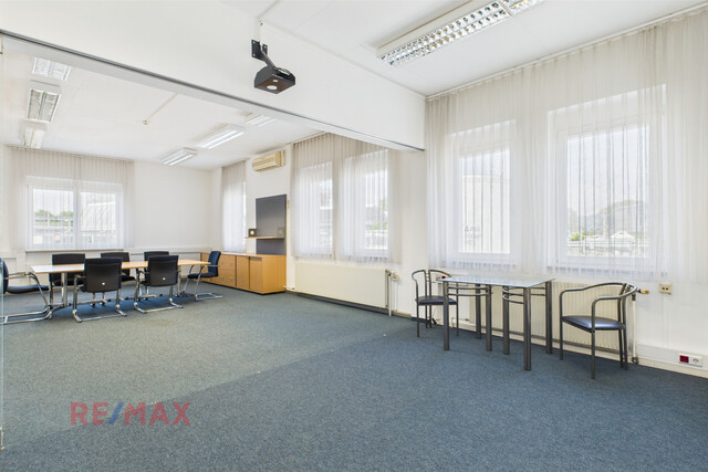 Ihr neuer Bürostandort in Grenznähe – Exzellente Verkehrsanbindung für Ihren Erfolg