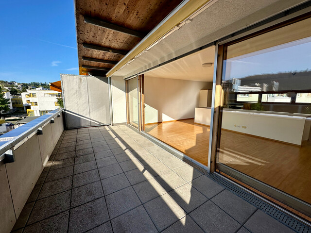 "ohne Provision" modern,  helle 3 Zimmer Terrassenwohnung über 2 Etagen